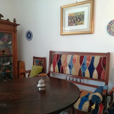 Oda ve Kahvaltı El Sol